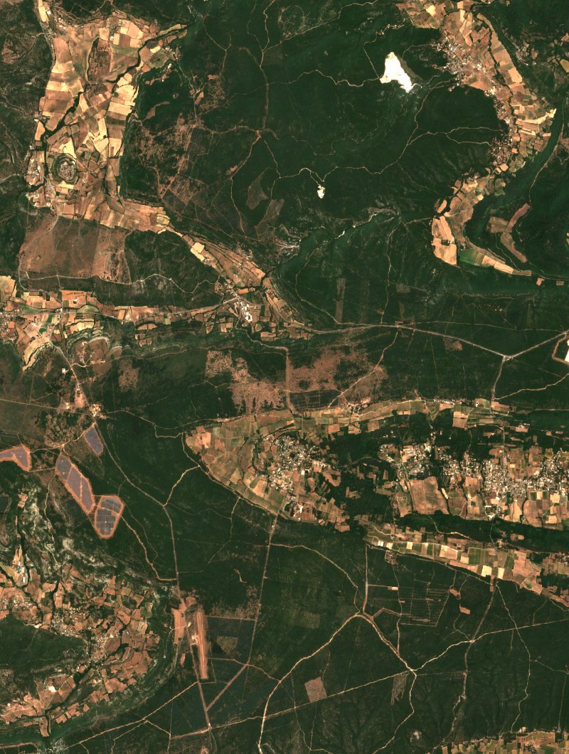 Image satellite Sentinel-2 de la zone de Fontarèches avant l'incendie, le 17 juillet 2026