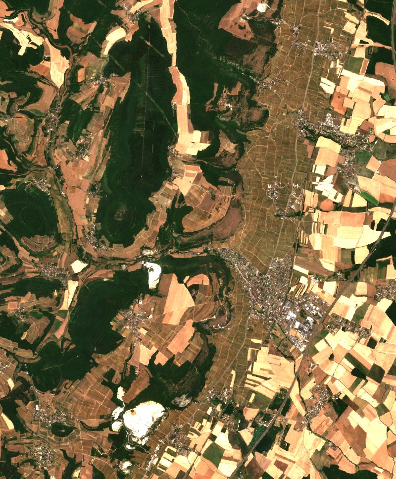 Sentinel-2 satellite image of the area near Nuits-Saint-Georges before the fire, on 5 July 2026