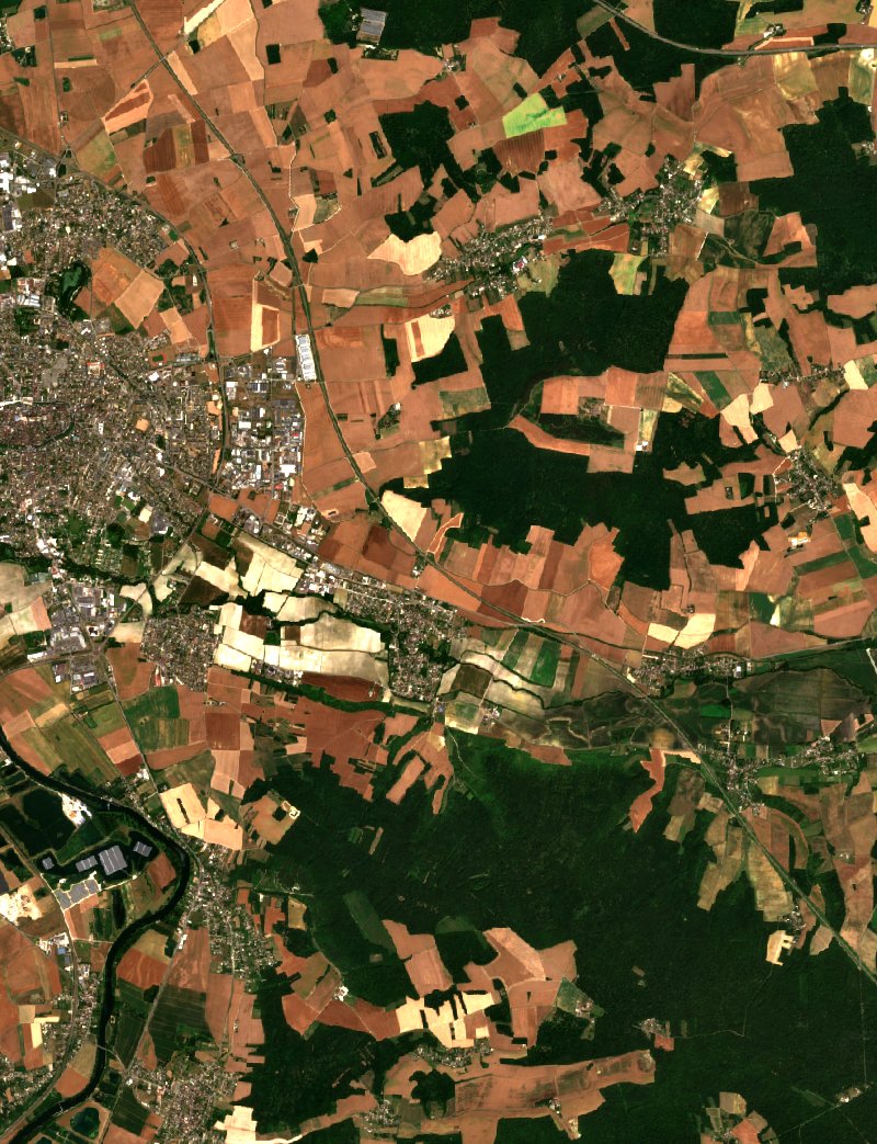 Imagen de satélite Sentinel-2 de la zona cerca de Malay-le-Grand antes del incendio, el 18 de junio de 2026