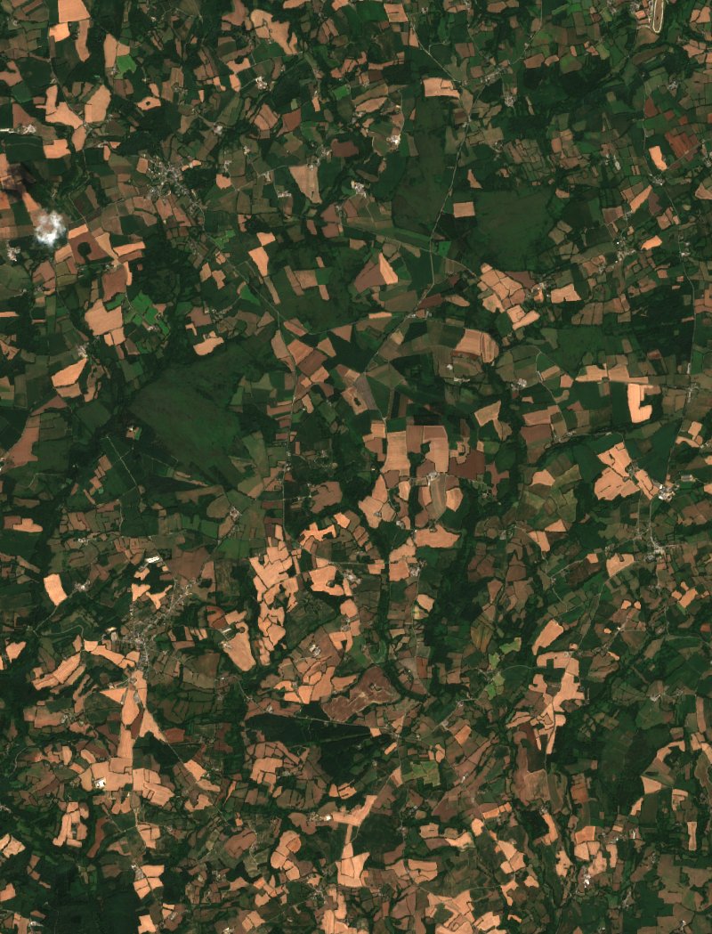 Sentinel-2 satellite image of the area near Scrignac before the fire, on 17 July 2026