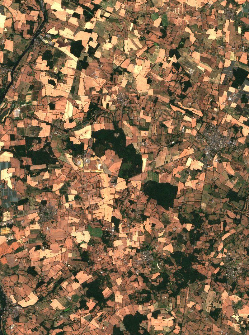 Les Hauts-d'Anjou von Sentinel-2 erfasst am 9. Juli