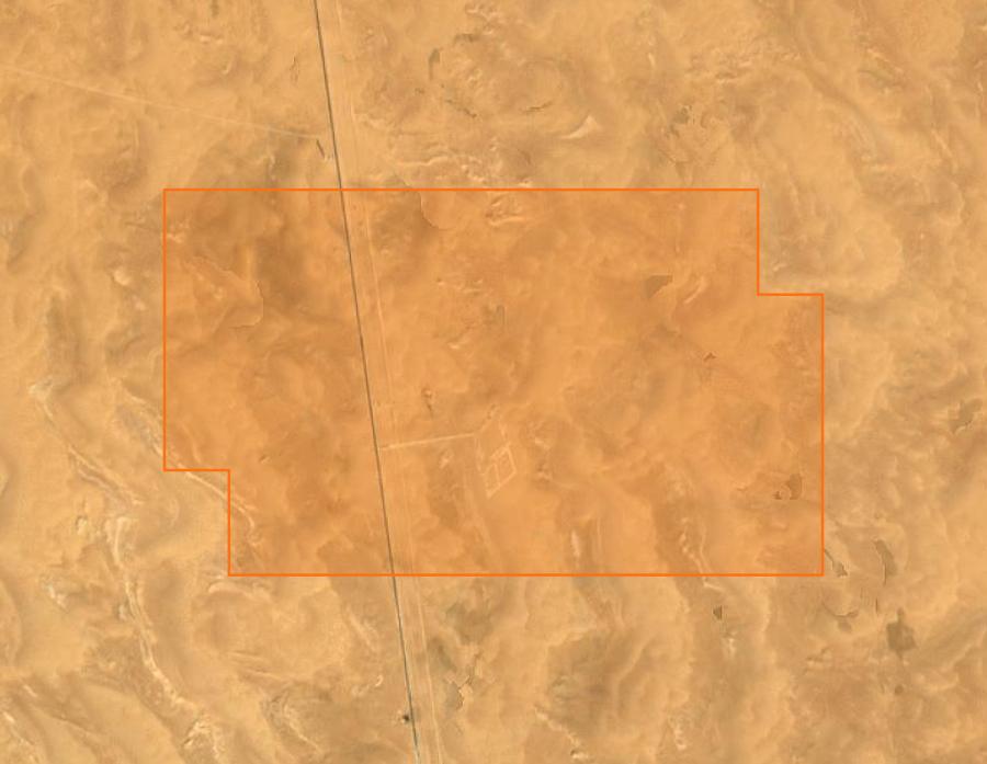 Contorno de la zona quemada cerca de Al Wahat (LY), trazado sobre imágenes de satélite