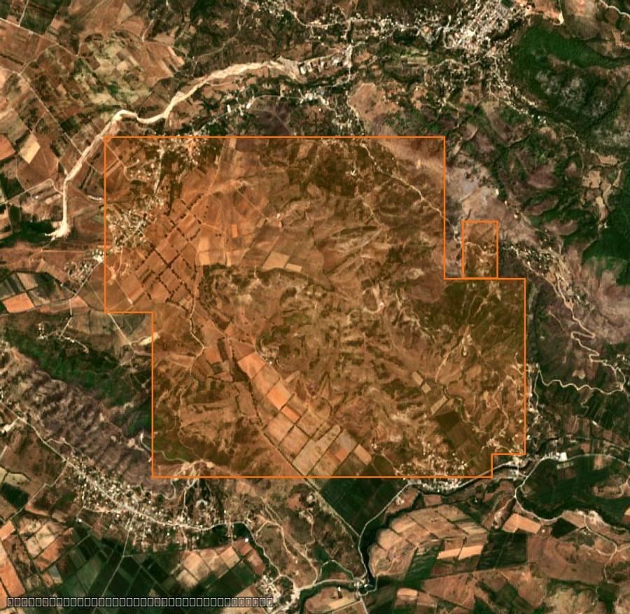 Umriss der Brandfläche bei Mesopotam (AL), gezeichnet auf Satellitenbilder