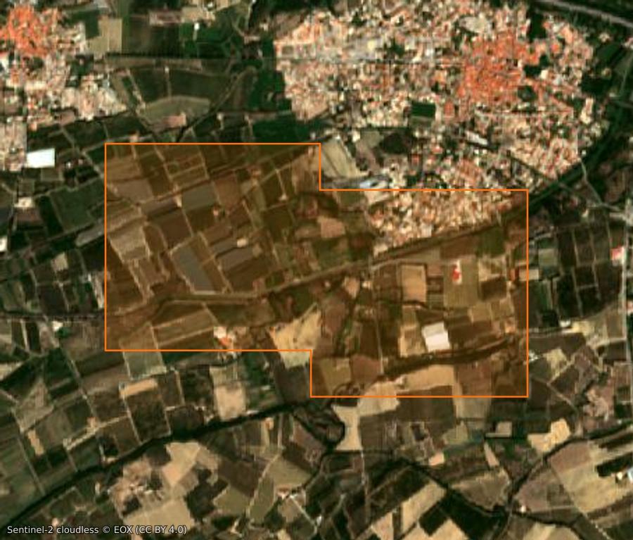 Outline of the burned area near Saint-Féliu-d'Amont, drawn over satellite imagery
