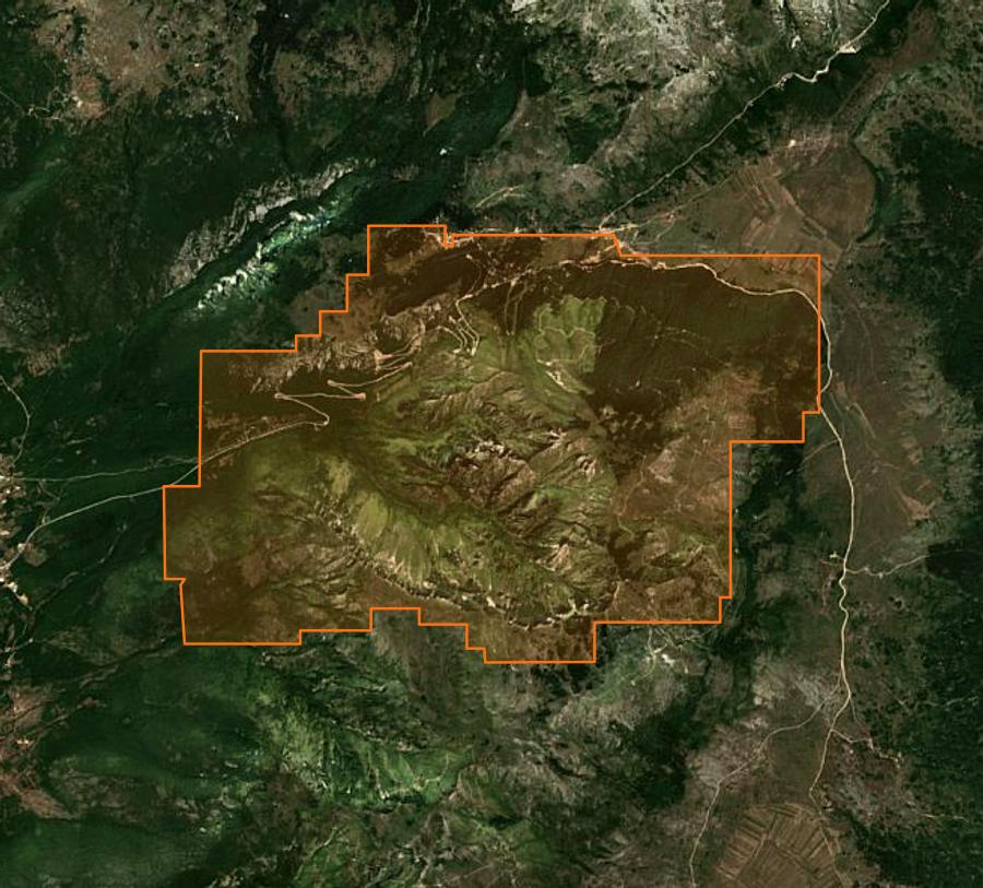 Umriss der Brandfläche bei Ville de Mostar (BA), gezeichnet auf Satellitenbilder