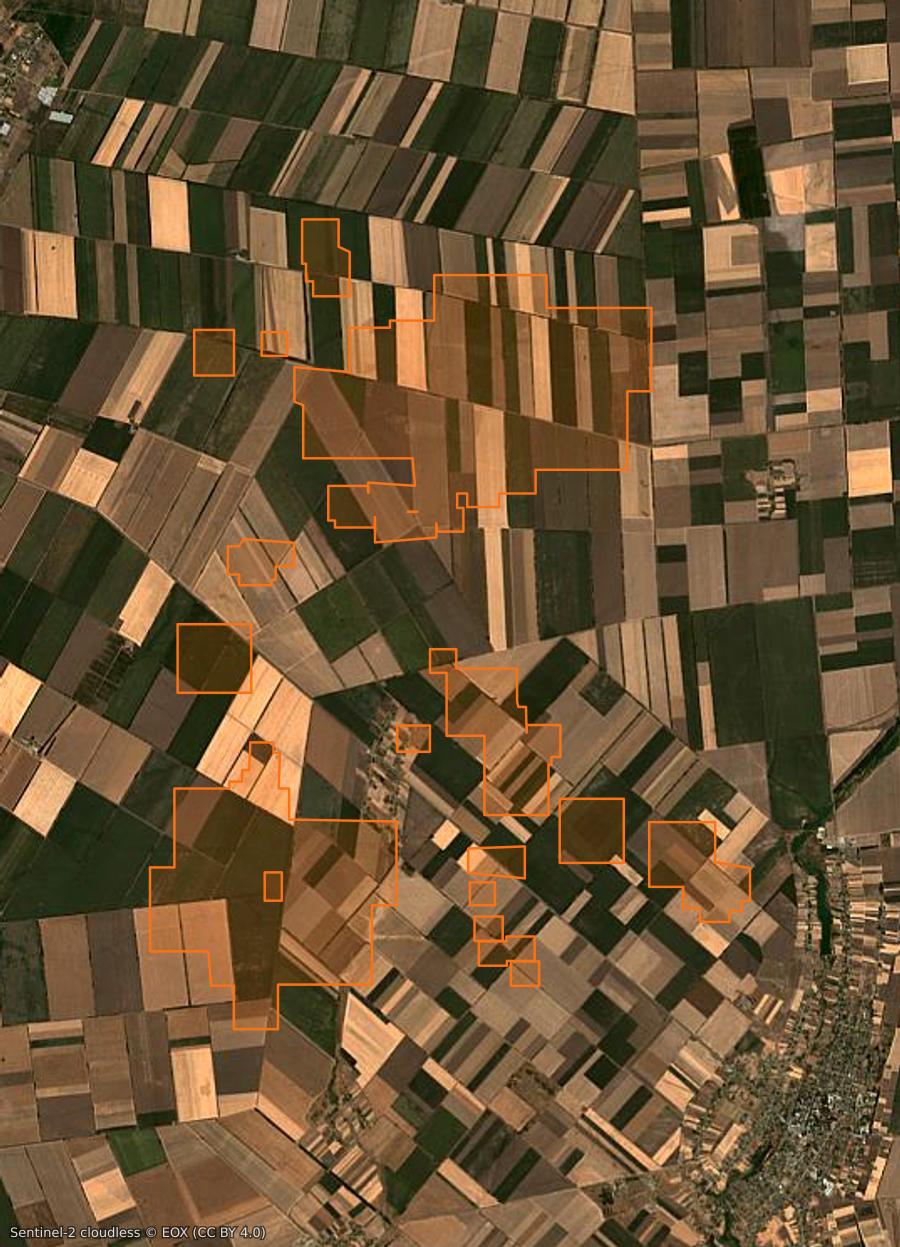 Outline of the burned area near Приазовська селищна громада (UA), drawn over satellite imagery