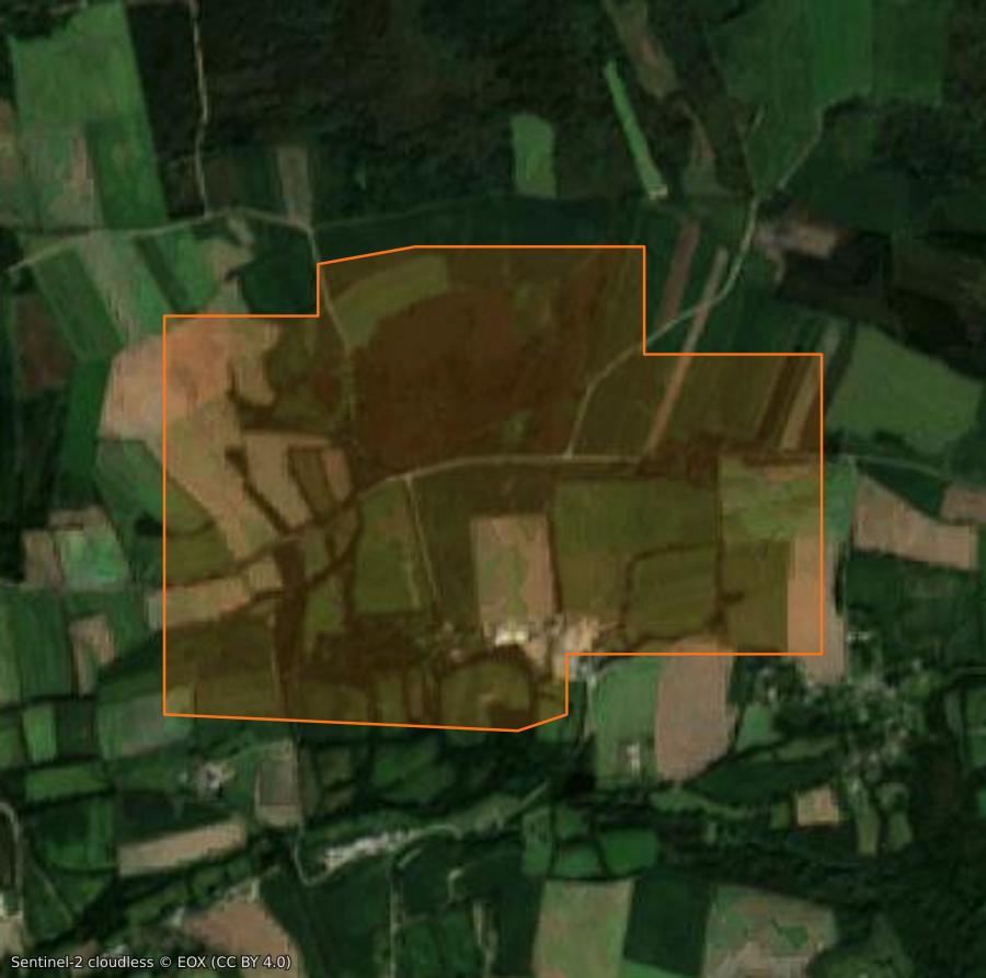 Contorno de la zona quemada cerca de Saint-Nic, trazado sobre imágenes de satélite