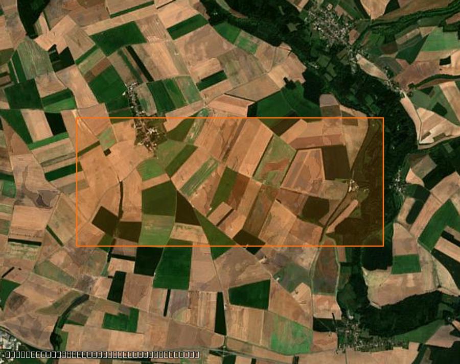 Outline of the burned area near Rémérangles, drawn over satellite imagery