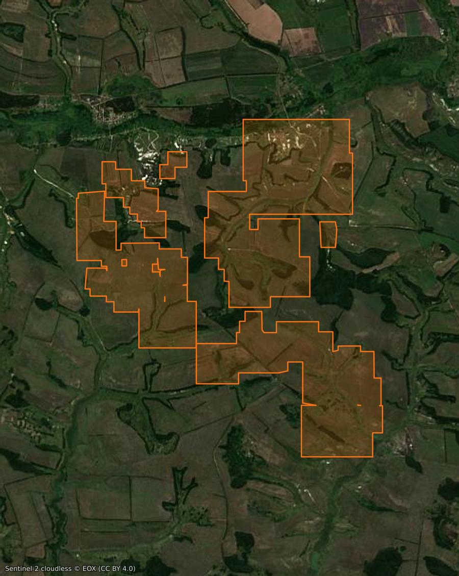 Outline of the burned area near Валуйский муниципальный округ (RU), drawn over satellite imagery