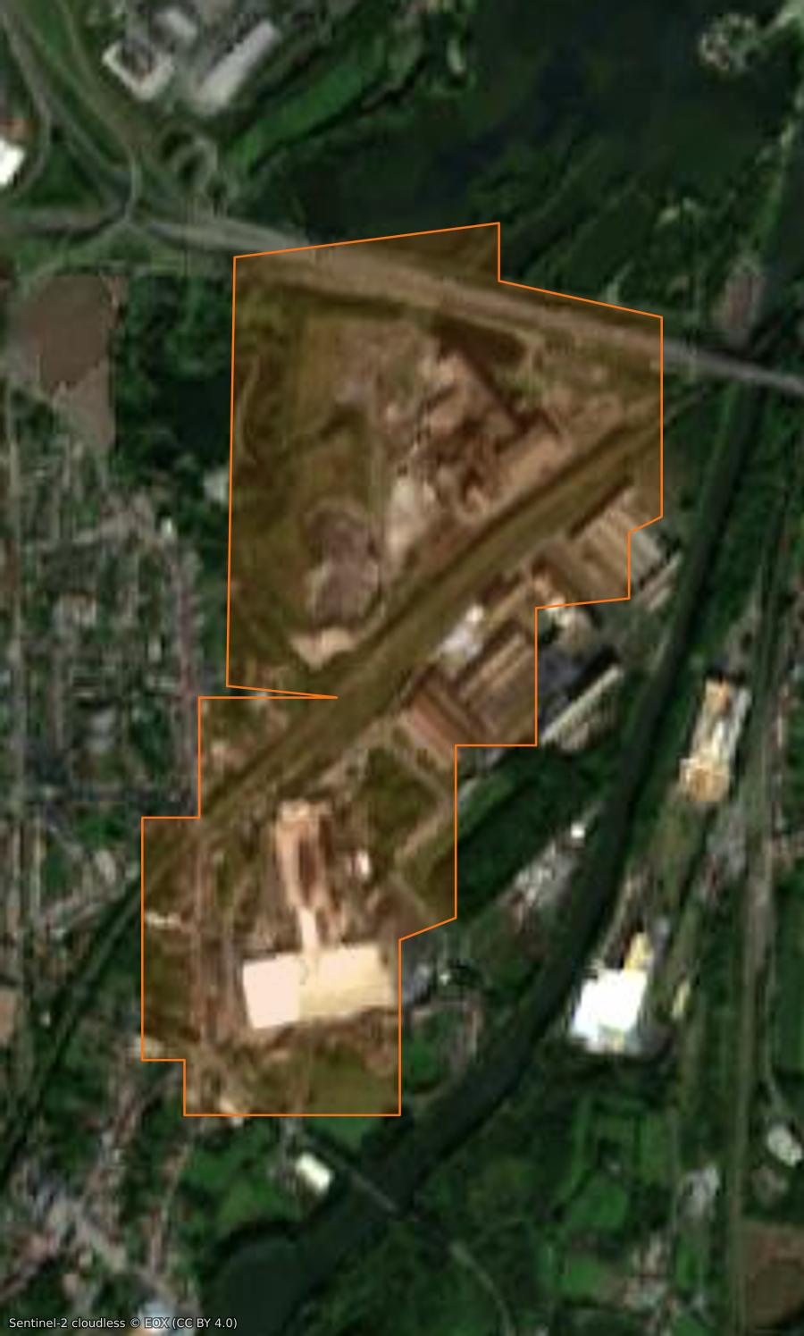 Outline of the burned area near Trith-Saint-Léger, drawn over satellite imagery